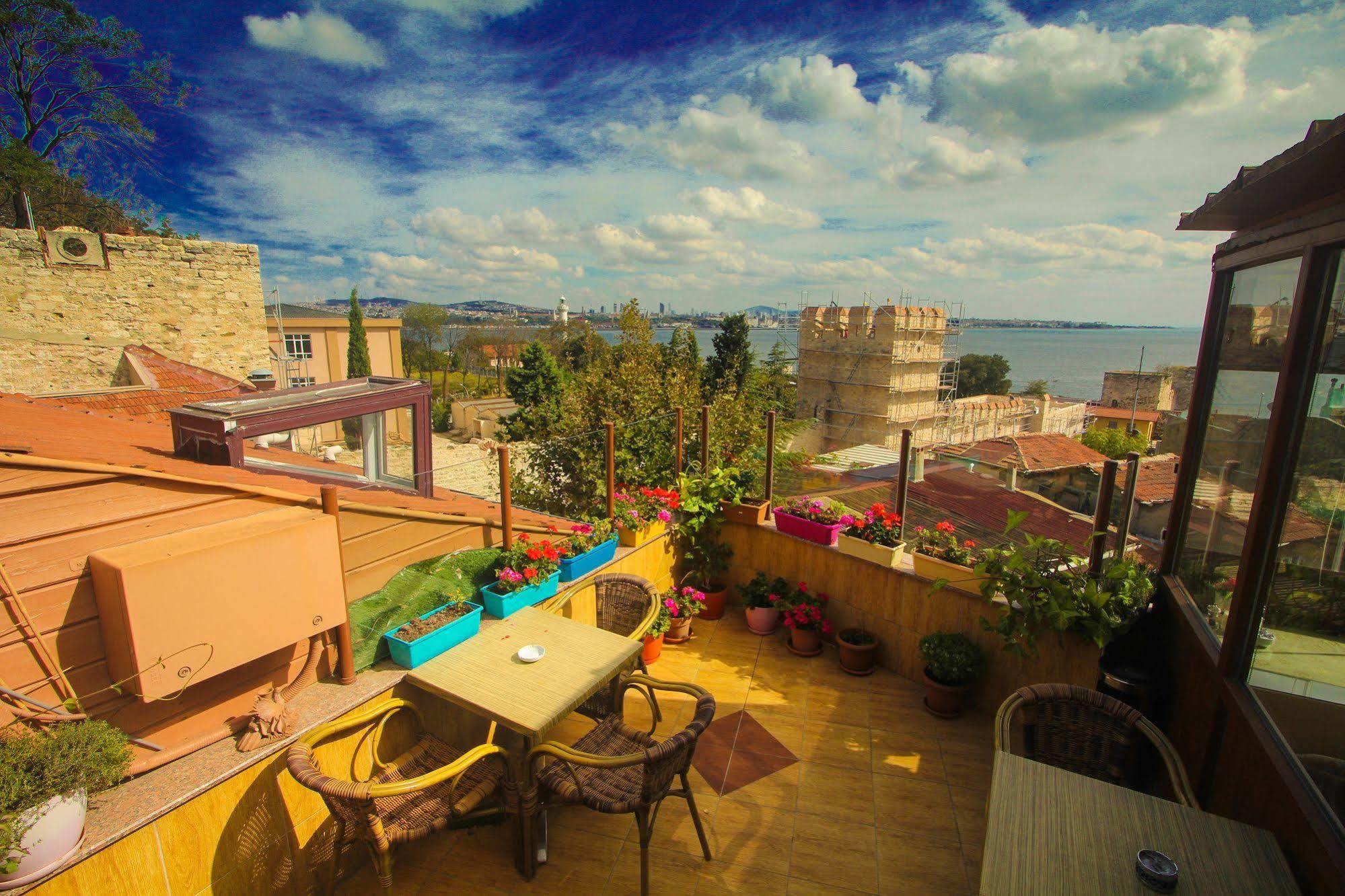Esans - Special Category Hotel Istanboel